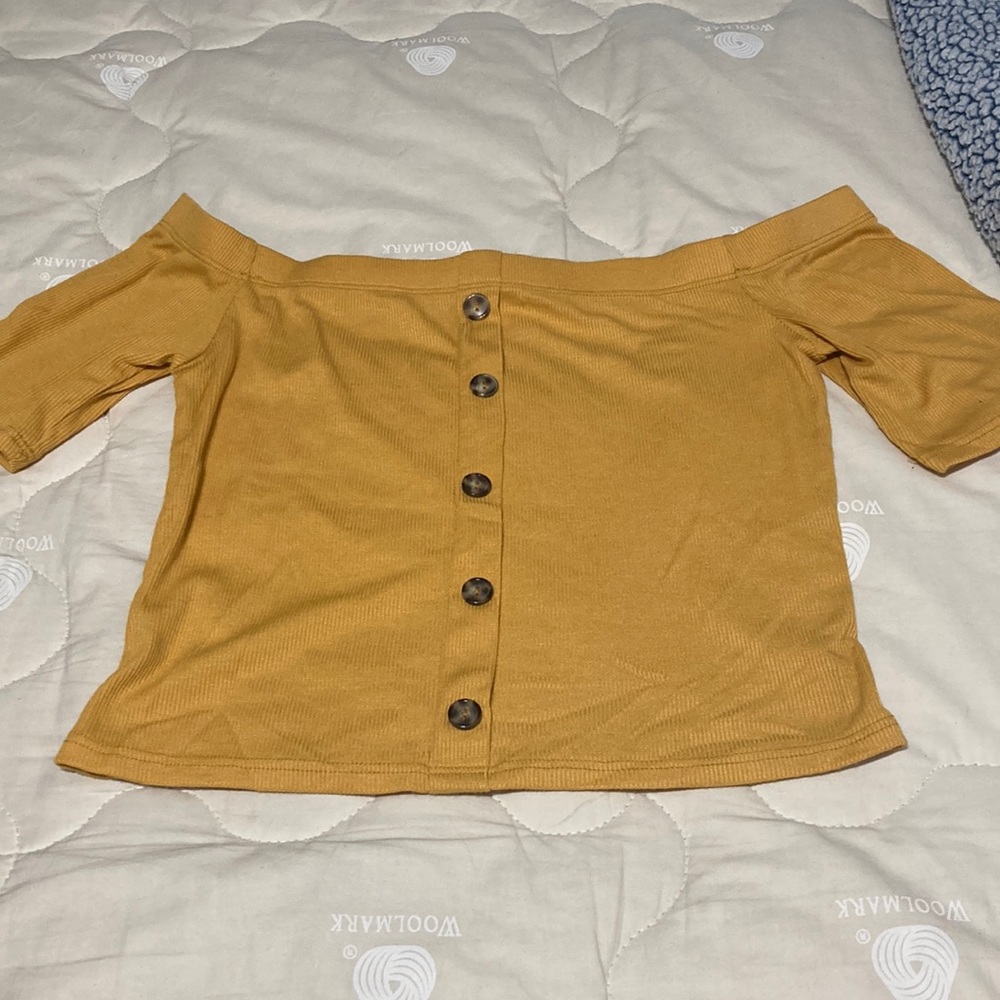 Color Orange,size S